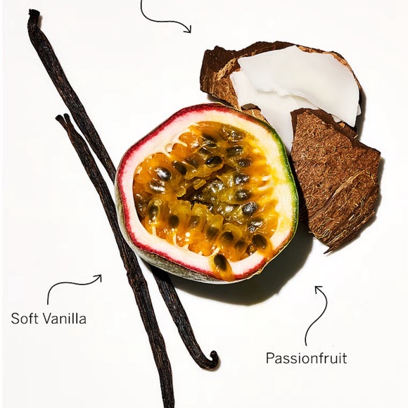 Victoria’s Secret - PINK BODY FRAGRANCE
Mini Body Lotion - WARM & COZY - Picture 2 of 2